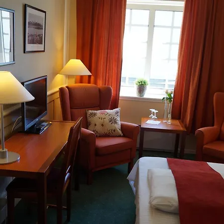 Hotel Comfort Nobel 3*
