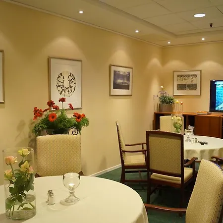 Comfort Nobel Hotel 3*
